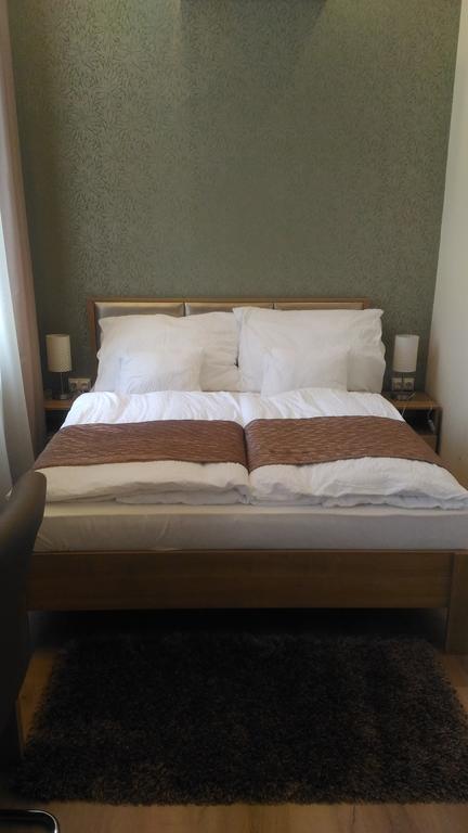 Ditta Panzio 3* Debrecín